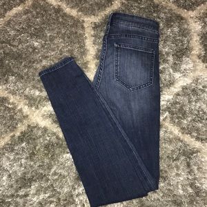 Tahari jeans